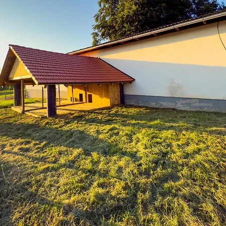 Feriehus In Mit Pool