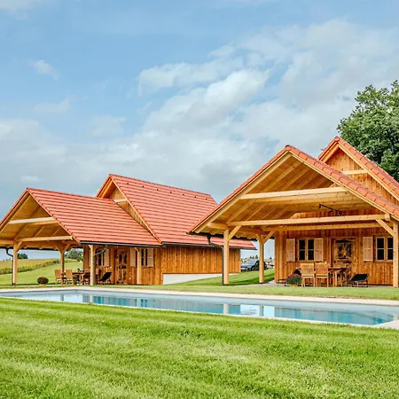 In Mit Pool ستاينز