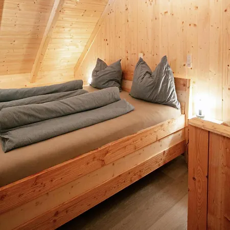 In Mit Pool 슈타인츠