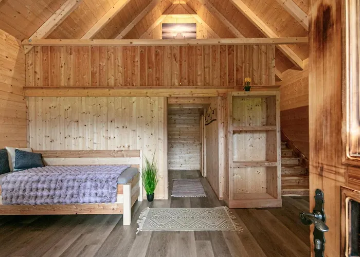 بيت للعطل In Mit Pool ستاينز